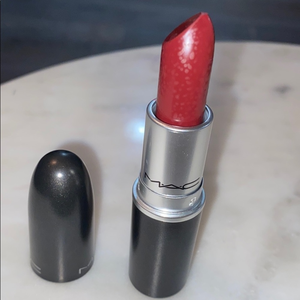 Iconic DIVA best selling shade